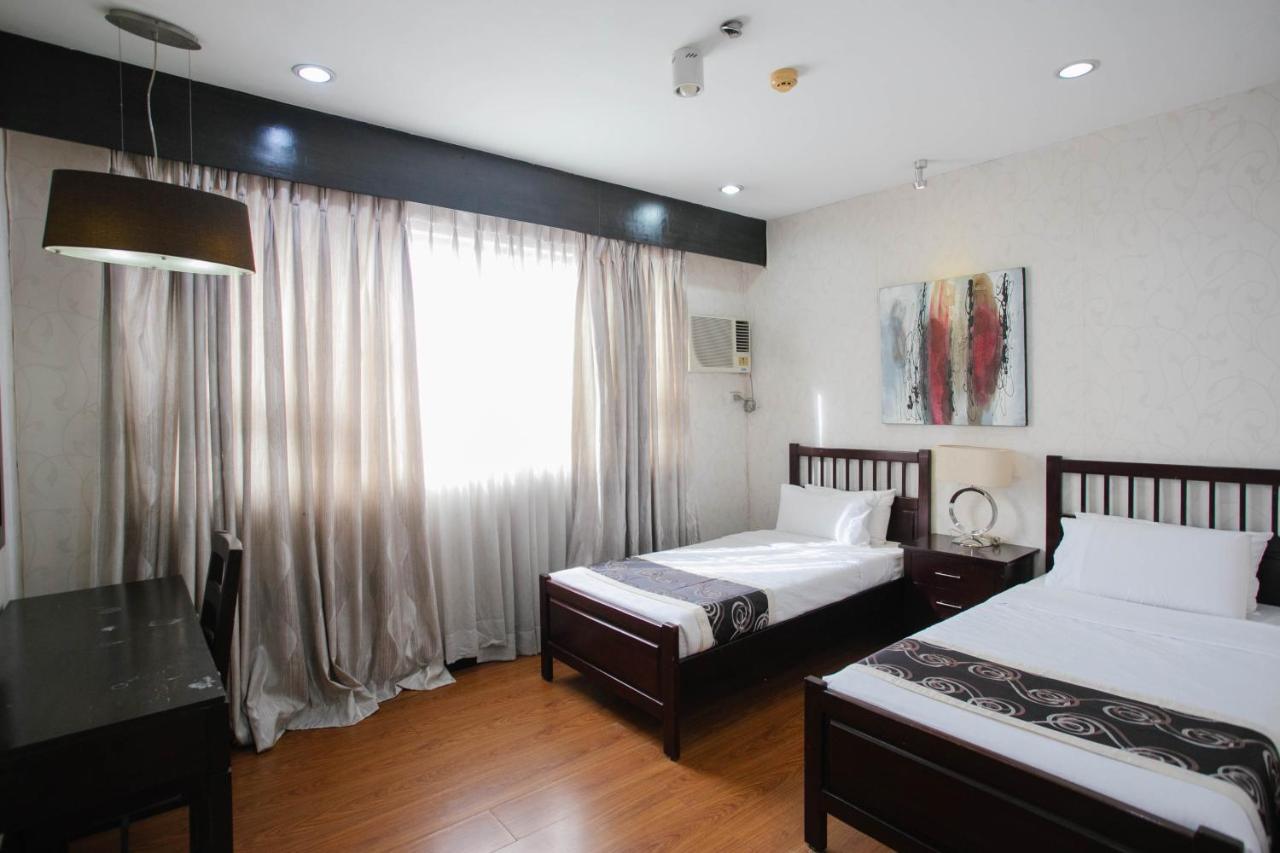Diamond Suites And Residences Cebu Stadt Exterior foto